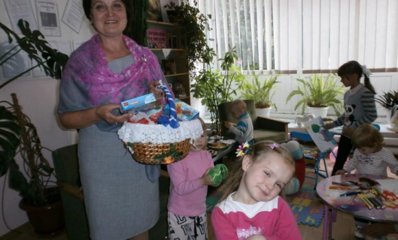 Завідуюча Хмільова Світлана Петрівна на відкритті клубу "Я - мама"
